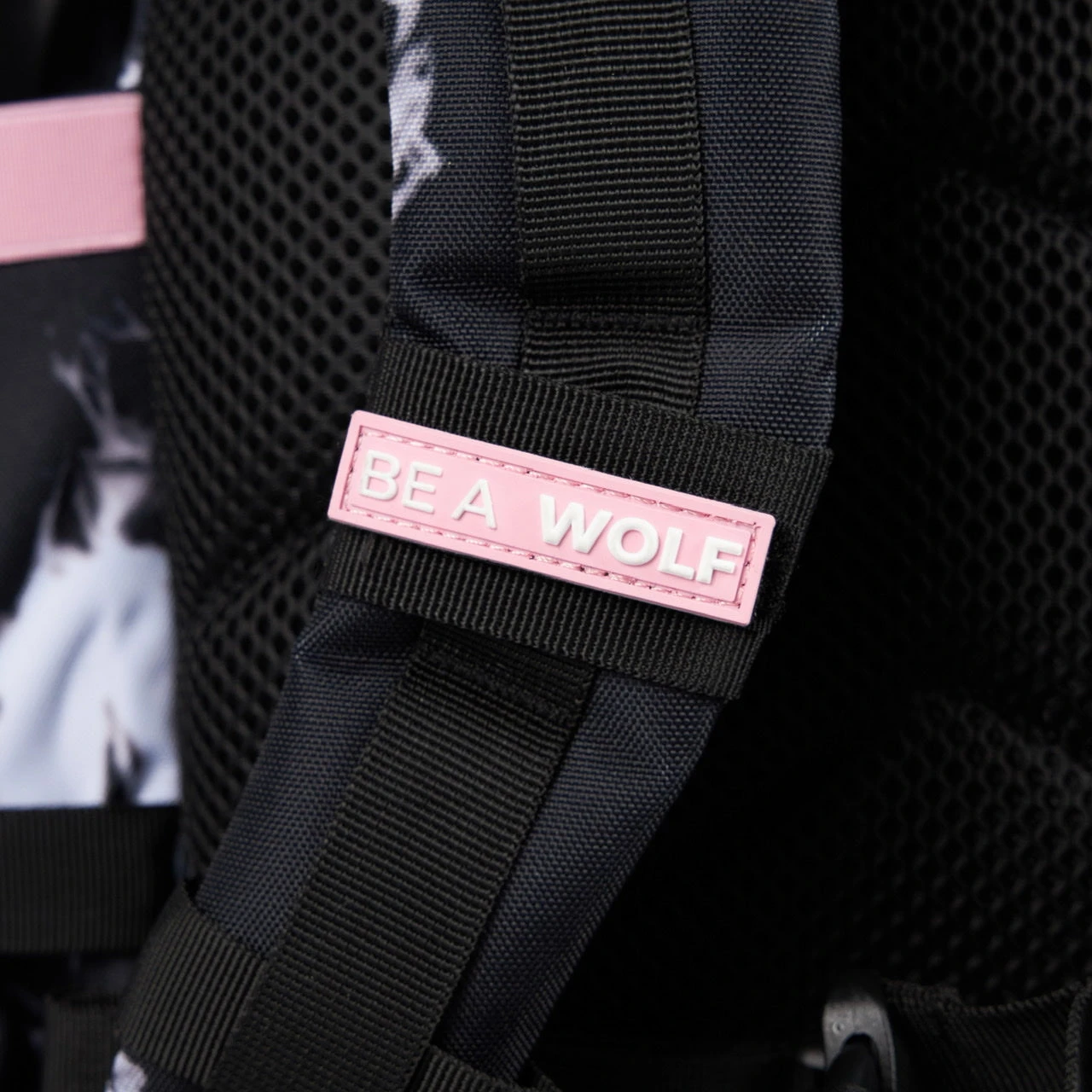 25L Backpack Black Lightning Knockout Pink 25L Backpack Black Lightning Knockout Pink -Wolfpak B831290B 8581 4F38 B073 7E09636B6EFE