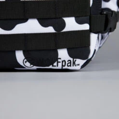 35L Black White Cow Print Meal Prep Management -Wolfpak F4D1A7ED B95C 447B 9A7A 564719CC56D4