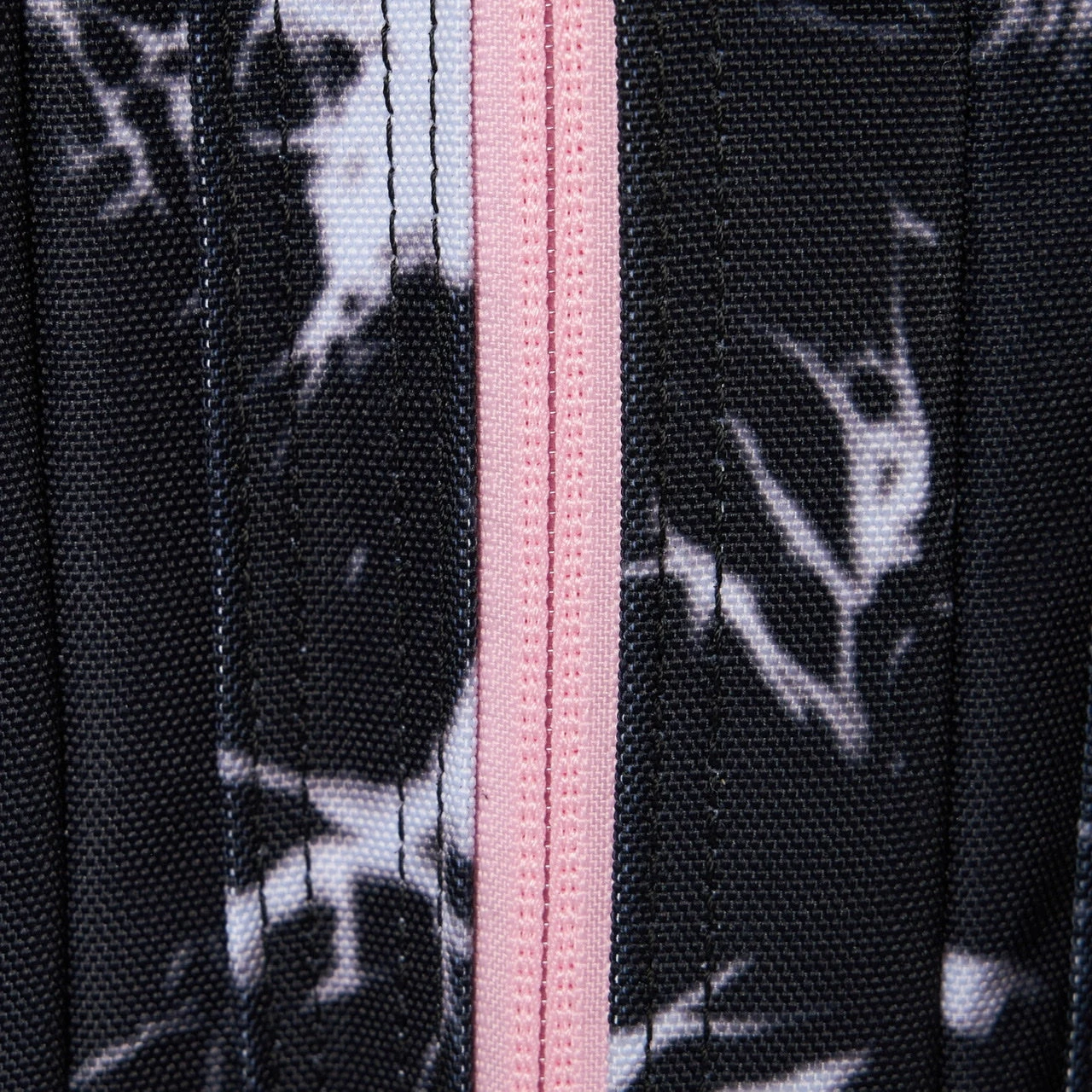 25L Backpack Black Lightning Knockout Pink 25L Backpack Black Lightning Knockout Pink -Wolfpak F87EF2C7 3867 47A0 A46F F922F372875A