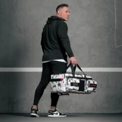 40L Ultimate Duffle Bag Timber Wolf Savage Red -Wolfpak a7r00071 enhanced nr