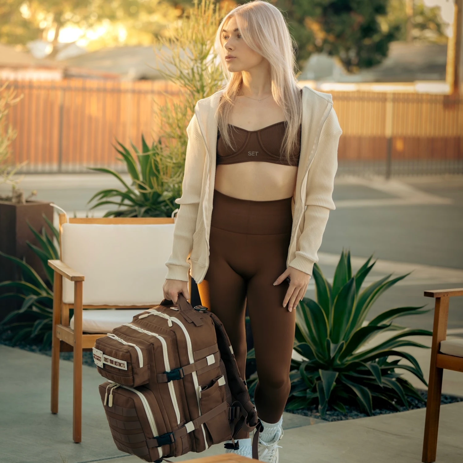 35L Mocha Brown Meal Prep Management 35L Mocha Brown Meal Prep Management -Wolfpak a7r08644 enhanced nr