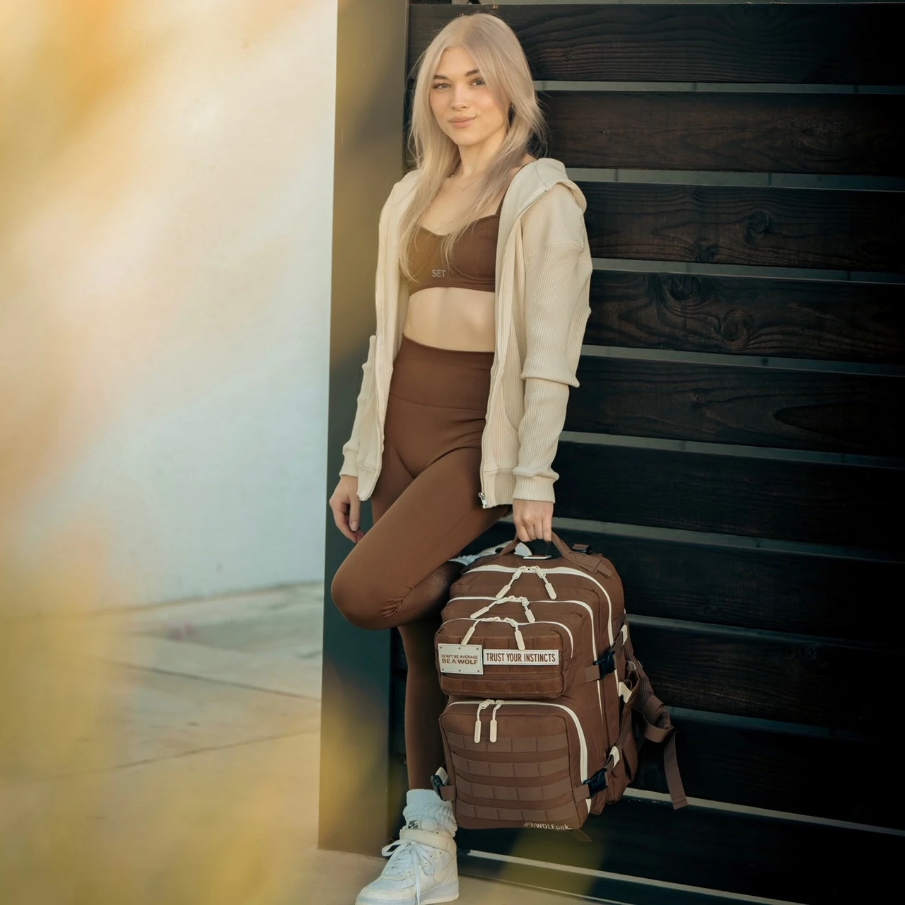 35L Mocha Brown Meal Prep Management 35L Mocha Brown Meal Prep Management -Wolfpak a7r08687 enhanced nr