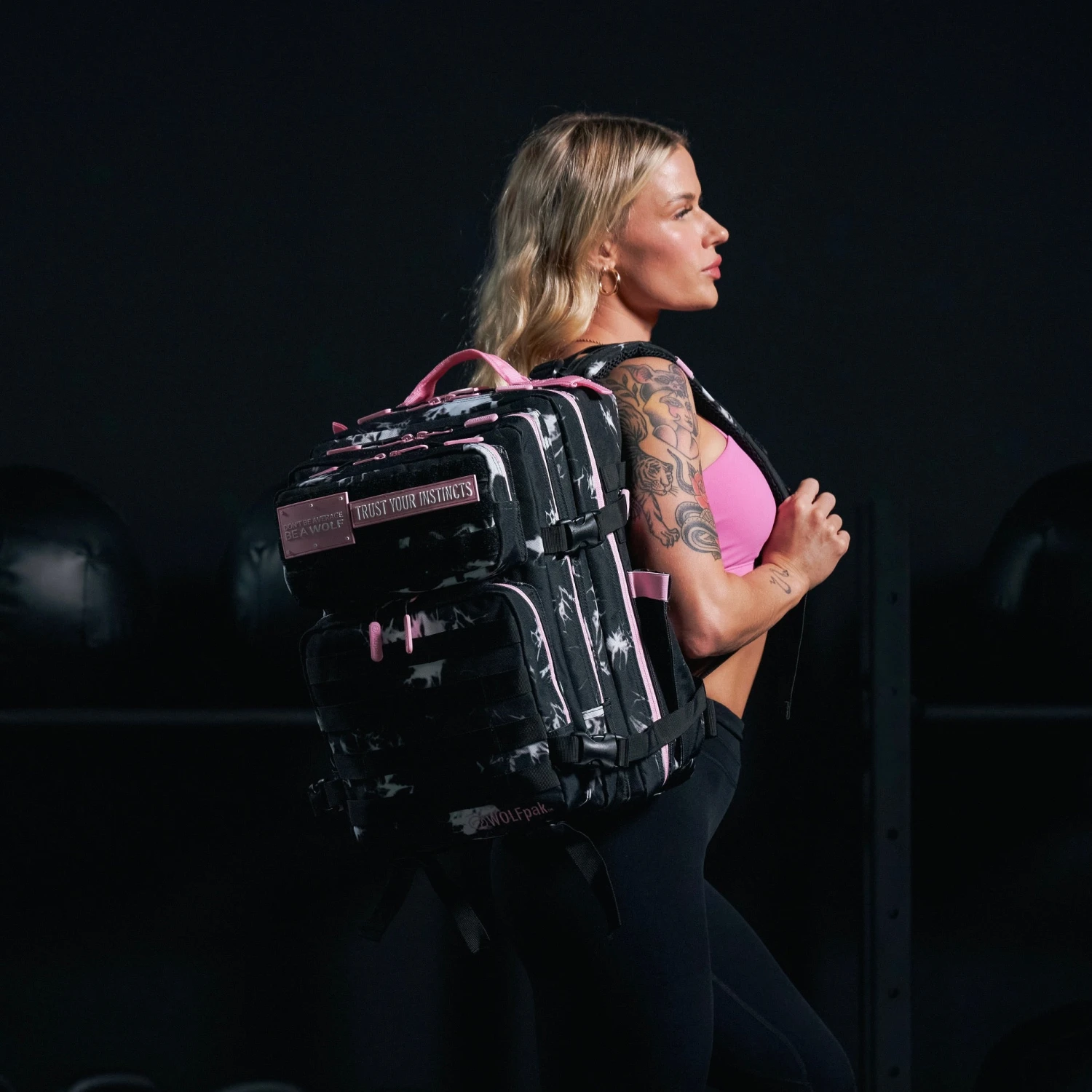 25L Backpack Black Lightning Knockout Pink 25L Backpack Black Lightning Knockout Pink -Wolfpak pro captureone1265